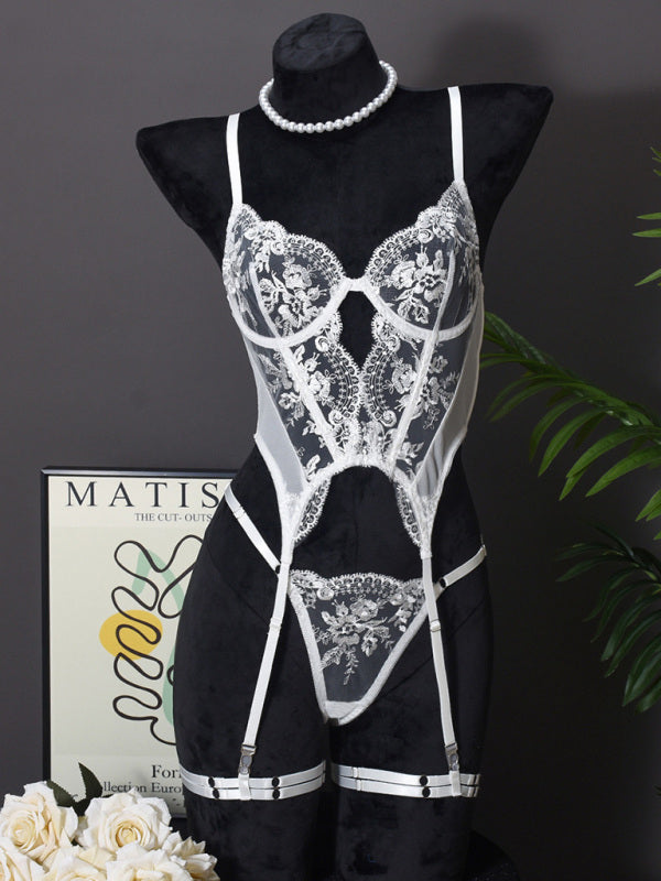 لانجيري Embroidered sexy lingerie with fishbone corset three-piece set | شوباهوليك