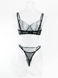 New hollow perspective gathered sexy wave lace underwear set